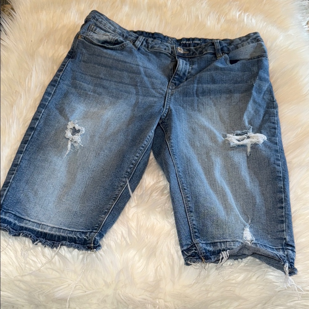 New York & Company Blue Jean Shorts Distressed Knee-Length